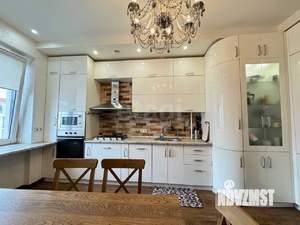 3-к квартира, вторичка, 103м2, 9/10 этаж