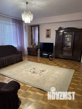 3-к квартира, вторичка, 99м2, 2/3 этаж
