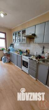 2-к квартира, вторичка, 62м2, 1/9 этаж