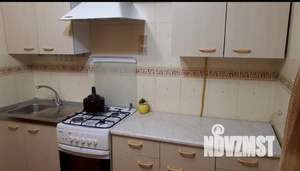 2-к квартира, вторичка, 53м2, 1/5 этаж