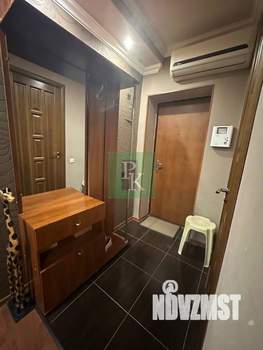 3-к квартира, вторичка, 56м2, 5/5 этаж