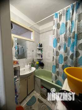 2-к квартира, вторичка, 54м2, 1/5 этаж