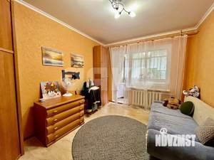 3-к квартира, вторичка, 63м2, 1/9 этаж