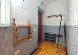 3-к квартира, вторичка, 52м2, 2/2 этаж
