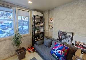 2-к квартира, вторичка, 62м2, 1/5 этаж