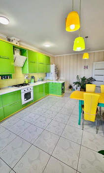2-к квартира, вторичка, 67м2, 3/3 этаж