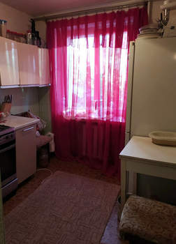 2-к квартира, вторичка, 45м2, 1/5 этаж