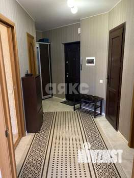 2-к квартира, вторичка, 72м2, 1/10 этаж