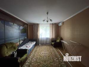 3-к квартира, вторичка, 64м2, 1/9 этаж