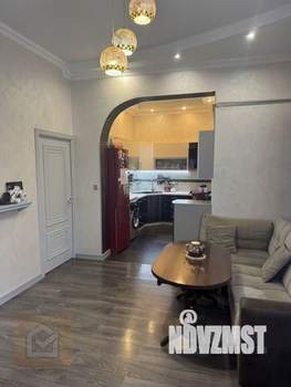 3-к квартира, вторичка, 67м2, 1/1 этаж