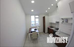 1-к квартира, вторичка, 67м2, 10/10 этаж