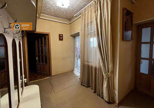 4-к квартира, вторичка, 105м2, 1/1 этаж