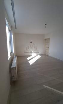 2-к квартира, вторичка, 57м2, 8/17 этаж