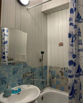 2-к квартира, вторичка, 54м2, 1/9 этаж