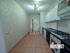 3-к квартира, вторичка, 63м2, 3/9 этаж