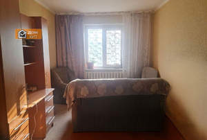 2-к квартира, вторичка, 62м2, 1/9 этаж