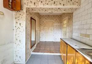 2-к квартира, вторичка, 41м2, 1/1 этаж