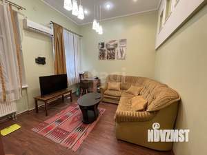 3-к квартира, вторичка, 78м2, 1/1 этаж