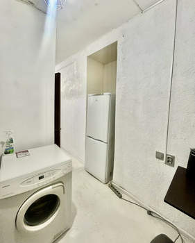 2-к квартира, вторичка, 42м2, 1/5 этаж