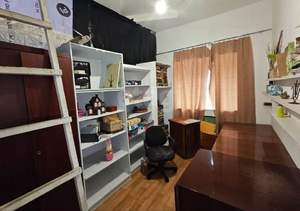 4-к квартира, вторичка, 111м2, 1/1 этаж