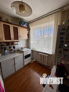 3-к квартира, вторичка, 58м2, 5/5 этаж