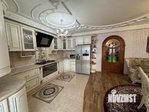 4-к квартира, вторичка, 174м2, 9/10 этаж