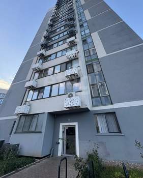 2-к квартира, вторичка, 57м2, 8/18 этаж