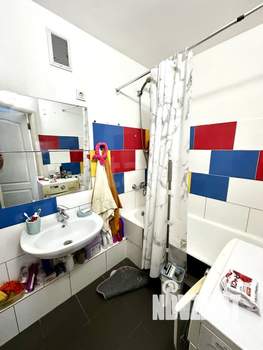 2-к квартира, вторичка, 40м2, 5/5 этаж