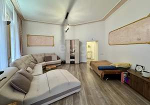 3-к квартира, вторичка, 65м2, 2/2 этаж