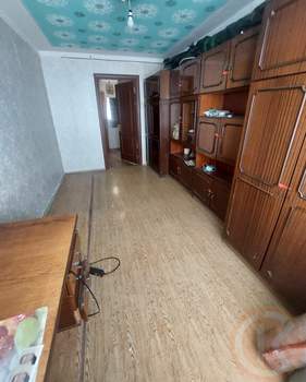 3-к квартира, вторичка, 64м2, 3/5 этаж