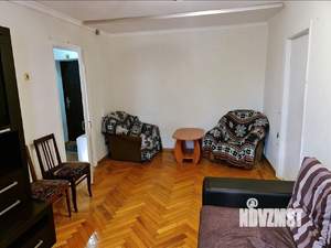 2-к квартира, вторичка, 42м2, 3/5 этаж