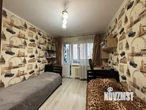 4-к квартира, вторичка, 77м2, 1/9 этаж