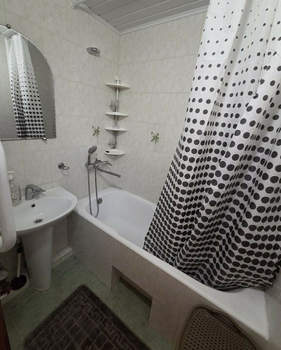 3-к квартира, вторичка, 65м2, 3/5 этаж