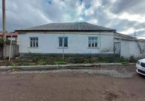 3-к квартира, вторичка, 68м2, 1/1 этаж