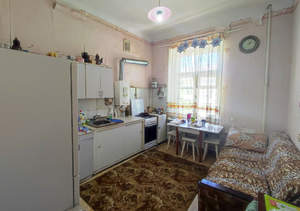 2-к квартира, вторичка, 64м2, 3/3 этаж