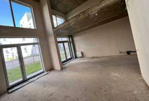 2-к квартира, вторичка, 73м2, 1/8 этаж