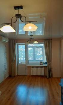 4-к квартира, вторичка, 74м2, 3/5 этаж