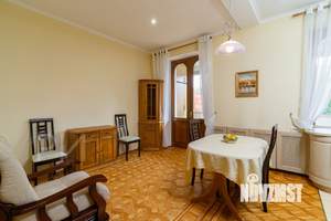 2-к квартира, вторичка, 70м2, 3/3 этаж
