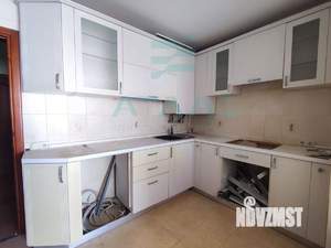 3-к квартира, вторичка, 96м2, 1/2 этаж
