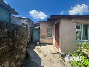 2-к квартира, вторичка, 46м2, 1/1 этаж