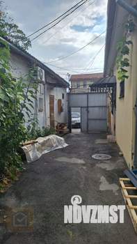 3-к квартира, вторичка, 53м2, 1/1 этаж
