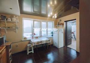 2-к квартира, вторичка, 50м2, 1/1 этаж