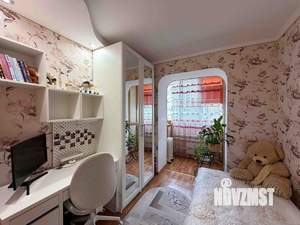 3-к квартира, вторичка, 58м2, 3/5 этаж