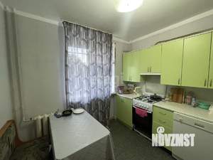 3-к квартира, вторичка, 64м2, 1/9 этаж