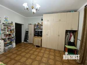 3-к квартира, вторичка, 63м2, 1/1 этаж
