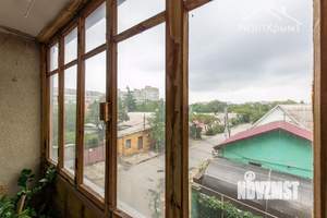 3-к квартира, вторичка, 70м2, 2/5 этаж