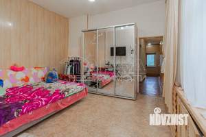 3-к квартира, вторичка, 55м2, 1/1 этаж