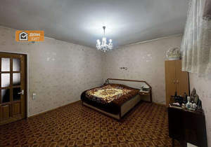 4-к квартира, вторичка, 105м2, 1/1 этаж
