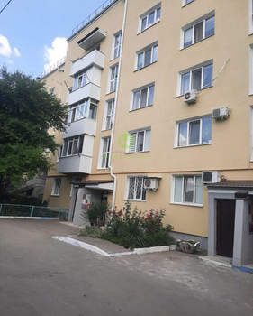 3-к квартира, вторичка, 67м2, 1/5 этаж