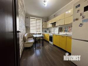 2-к квартира, вторичка, 64м2, 1/9 этаж